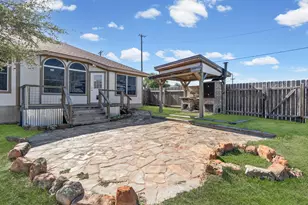 1318 Settlers Valley Dr, Pflugerville, TX 78660 - Photo 36