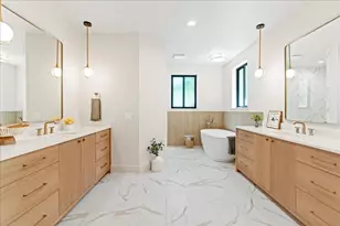 202 Hub Dr, Wimberley, TX 78676 - Photo 14