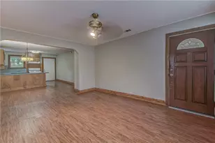 607 E 15th St, Georgetown, TX 78626 - Photo 6