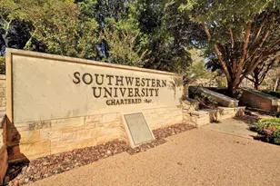 607 E 15th St, Georgetown, TX 78626 - Photo 36