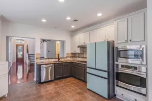7320 Colina Vista Loop, Austin, TX 78750 - Photo 10