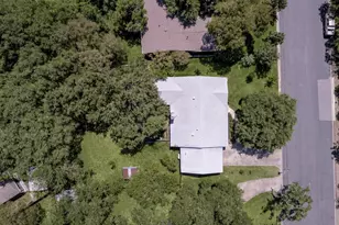 1300 Old Cedar Ln, Austin, TX 78758 - Photo 14