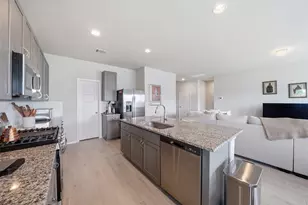 641 Running Creek Dr, Kyle, TX 78640 - Photo 10