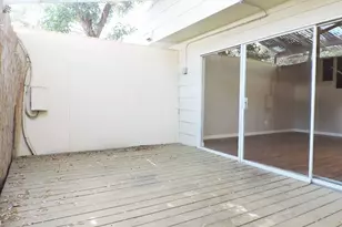 6627 Valleyside Rd, Austin, TX 78731 - Photo 28