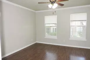 6627 Valleyside Rd, Austin, TX 78731 - Photo 14