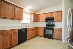 813 Middle Brook Dr, Leander, TX 78641 - Photo 4