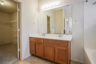 813 Middle Brook Dr, Leander, TX 78641 - Photo 6