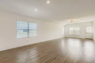 128 Concho Brook Bnd, Georgetown, TX 78626 - Photo 4