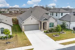 111 Rainmaker Cv, Bastrop, TX 78602 - Photo 34