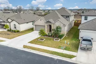 111 Rainmaker Cv, Bastrop, TX 78602 - Photo 36