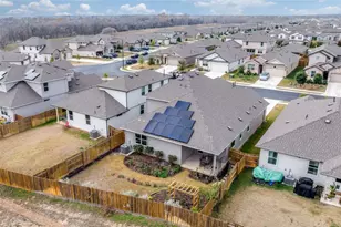 111 Rainmaker Cv, Bastrop, TX 78602 - Photo 36