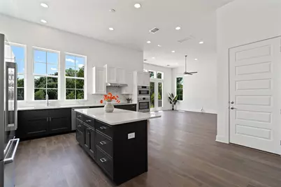 4503 Grassland Drive, Austin, TX 78723 - Photo 10