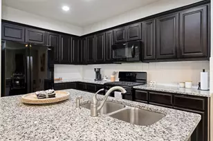 13800 Lyndhurst St, Austin, TX 78717 - Photo 12