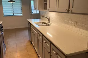 5702 Adams Ave, Austin, TX 78756 - Photo 6