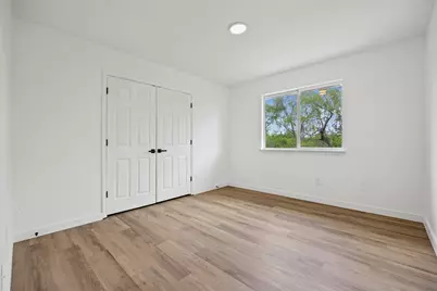 11529 Glen Falloch Court, Austin, TX 78754 - Photo 32