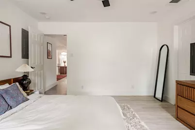 904 Acorn Oaks Drive, Austin, TX 78745 - Photo 12
