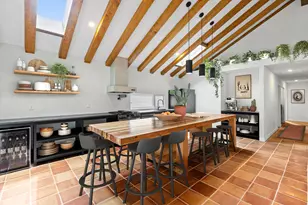 1621 Garden St, Austin, TX 78702 - Photo 2
