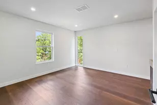 1621 Garden St, Austin, TX 78702 - Photo 30