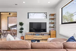 1202 Greenwood Ave, Austin, TX 78721 - Photo 2