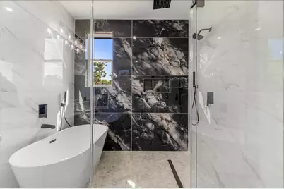 809 Fm 467, Seguin, TX 78155 - Photo 20