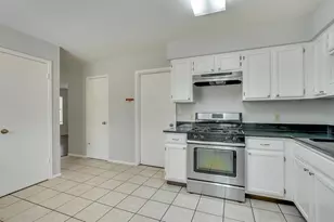 12716 Margit Dr, Austin, TX 78729 - Photo 6