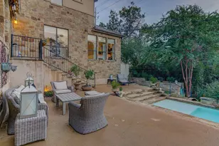 303 Rolling Green Dr, Lakeway, TX 78734 - Photo 32