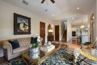 303 Rolling Green Drive, Lakeway, TX 78734 - Photo 10