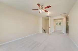 12701 Appaloosa Chase Dr, Austin, TX 78732 - Photo 10