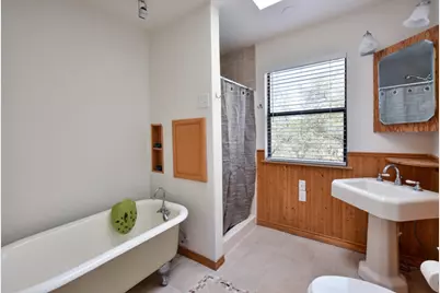 1610 County Road 262, Georgetown, TX 78633 - Photo 16