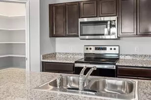 152 McNamara Ct, Jarrell, TX 76537 - Photo 6