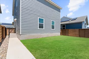 905 Powell St, Kyle, TX 78640 - Photo 34