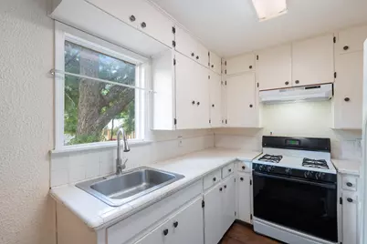 4616 E Cesar Chavez Street #1, Austin, TX 78702 - Photo 6