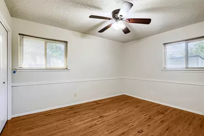 3017 Val Drive, Austin, TX 78723 - Photo 24