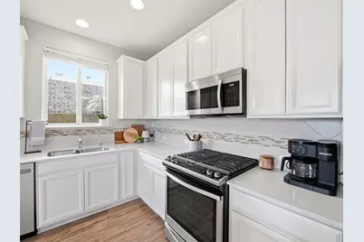 11829 Jackson Falls Way, Manor, TX 78653 - Photo 12