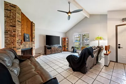 7805 Wakefield Drive, Austin, TX 78749 - Photo 6