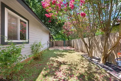 7805 Wakefield Drive, Austin, TX 78749 - Photo 32