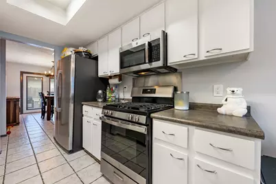 7805 Wakefield Drive, Austin, TX 78749 - Photo 16