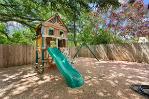 7805 Wakefield Dr, Austin, TX 78749 - Photo 30