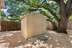 7805 Wakefield Dr, Austin, TX 78749 - Photo 34