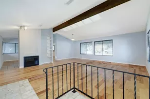4402 Balcones Woods Dr, Austin, TX 78759 - Photo 4