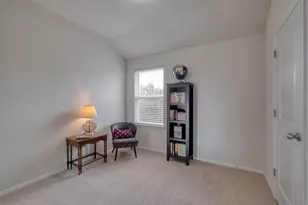 109 Saranac Dr, Elgin, TX 78621 - Photo 18