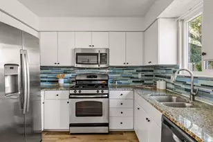 13208 Vendrell Dr, Austin, TX 78729 - Photo 6