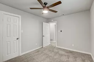 2414 Burleson Ct, Austin, TX 78741 - Photo 18