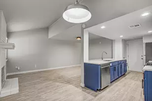 2414 Burleson Ct, Austin, TX 78741 - Photo 4