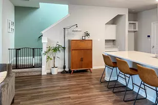 897 Lone Peak Wy, Dripping Springs, TX 78620 - Photo 4