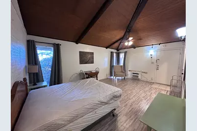 126 Conference Drive #211, Bastrop, TX 78602 - Photo 4