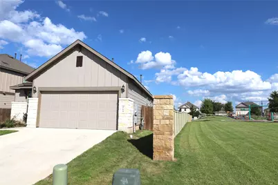 169 Isabella Way, Liberty Hill, TX 78642 - Photo 2