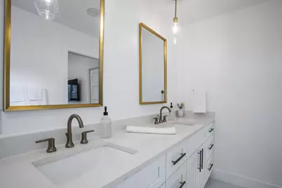 2001 Wychwood Drive, Austin, TX 78746 - Photo 22