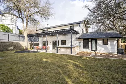 2001 Wychwood Drive, Austin, TX 78746 - Photo 16