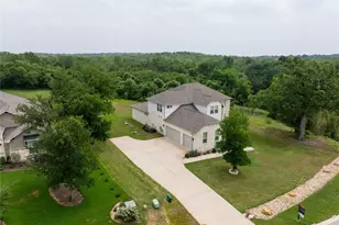 121 Black Talon Ln, Cedar Creek, TX 78612 - Photo 32